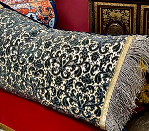 16th Century Italian Silk Velvet Pillow