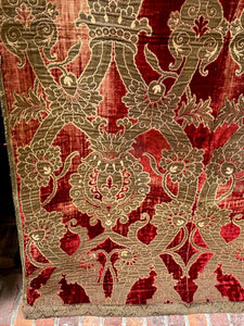 Antique Italian Medici Design Velvet Cover