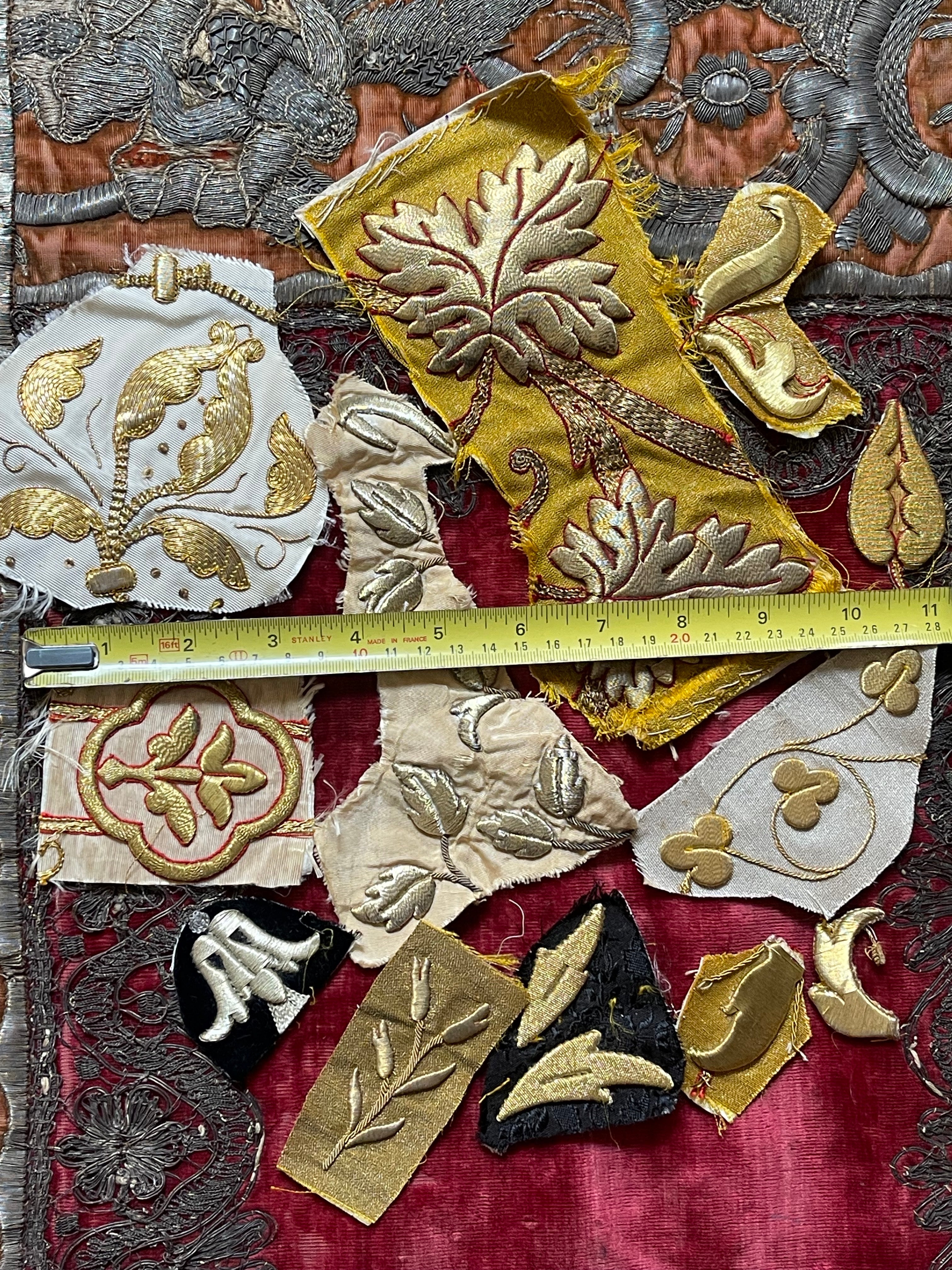 Antique Gold Metallic Applique Project Group
