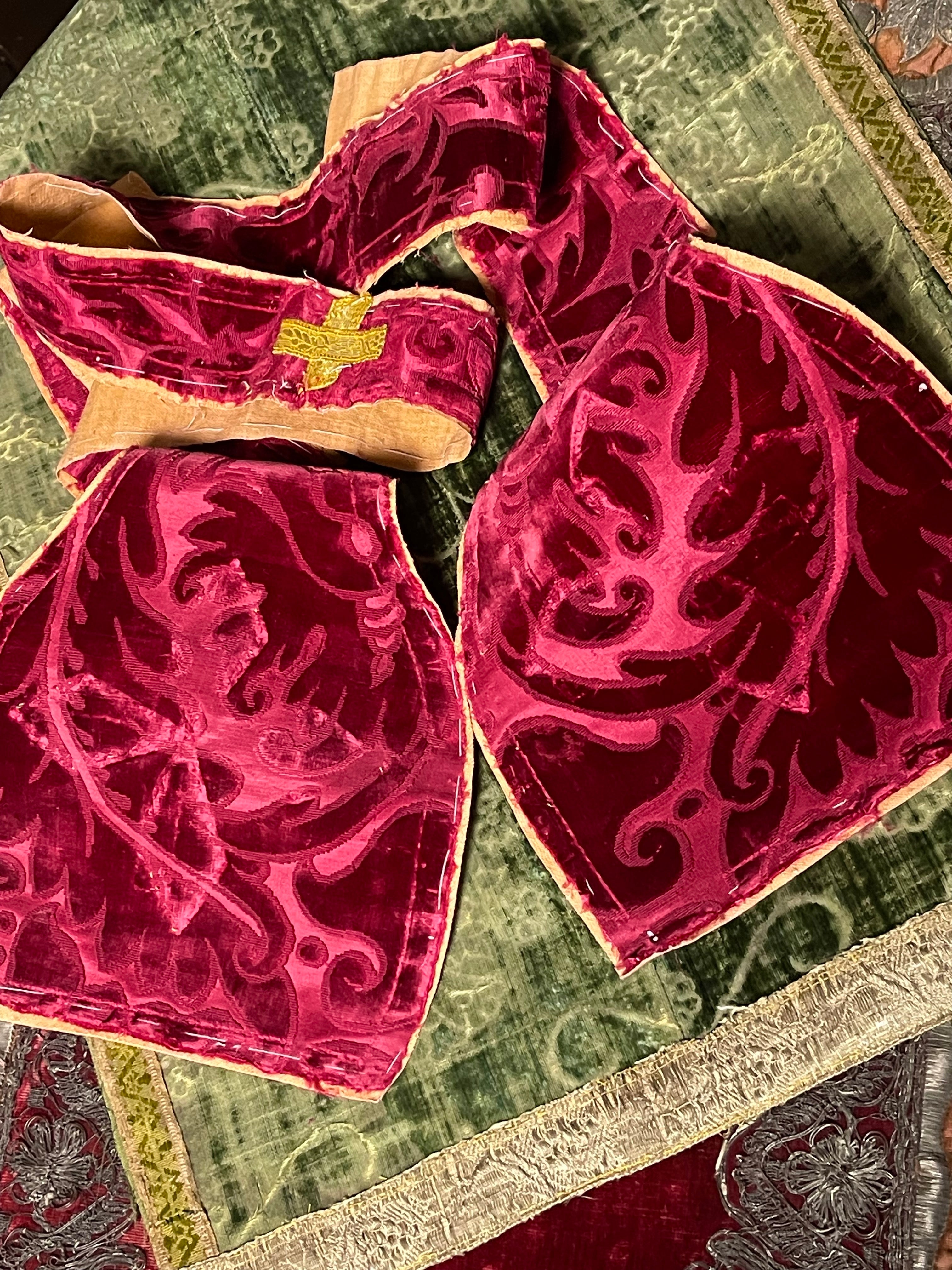 Antique Ecclesiastic Silk Velvet Stole