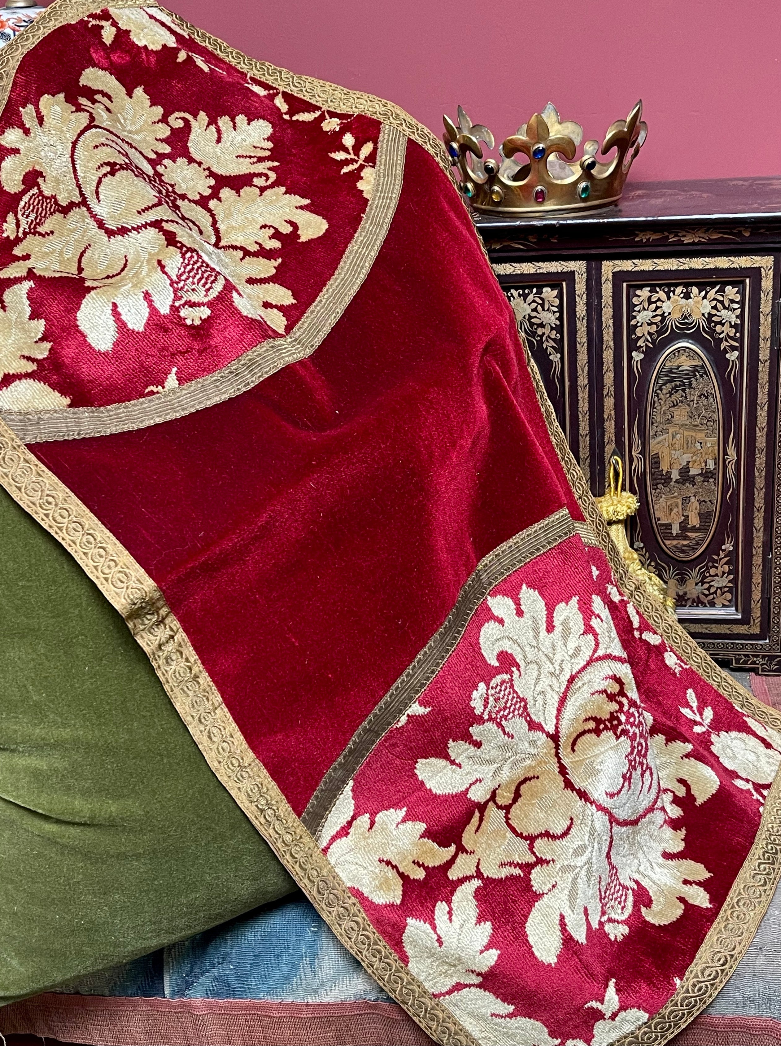 Antique Velvet Table Runner