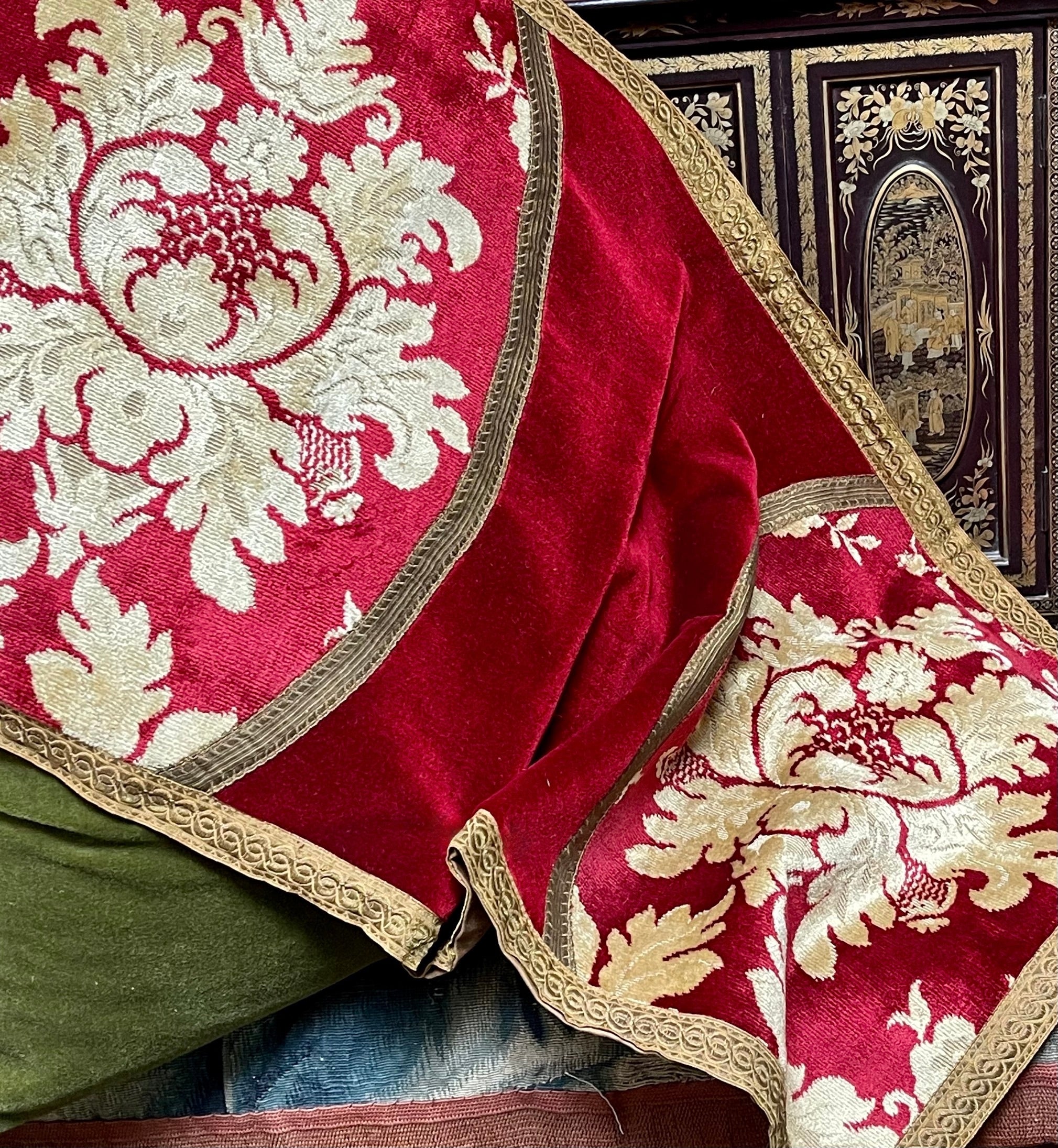 Antique Velvet Table Runner
