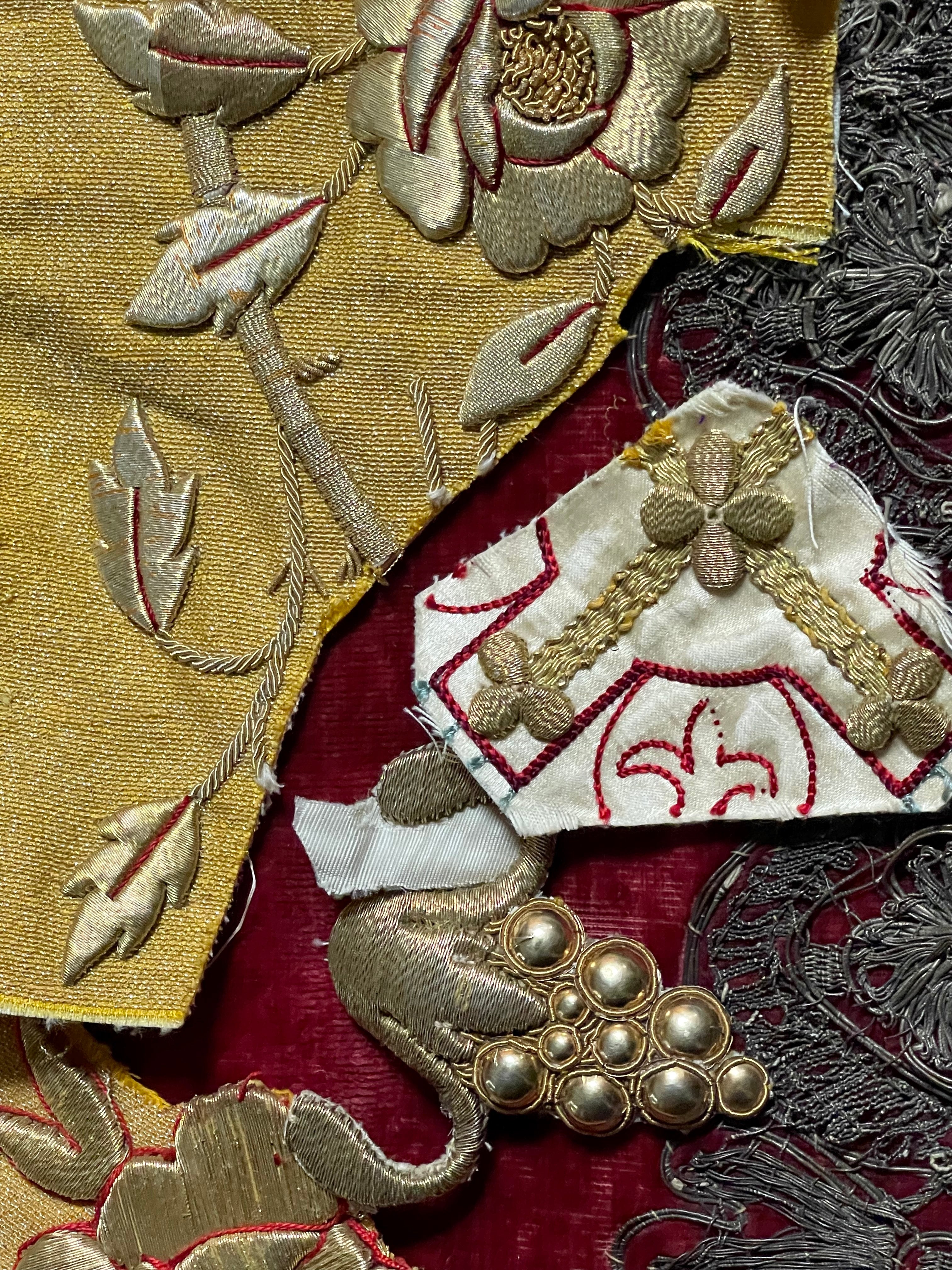 Antique Gold Metallic Applique Project Group
