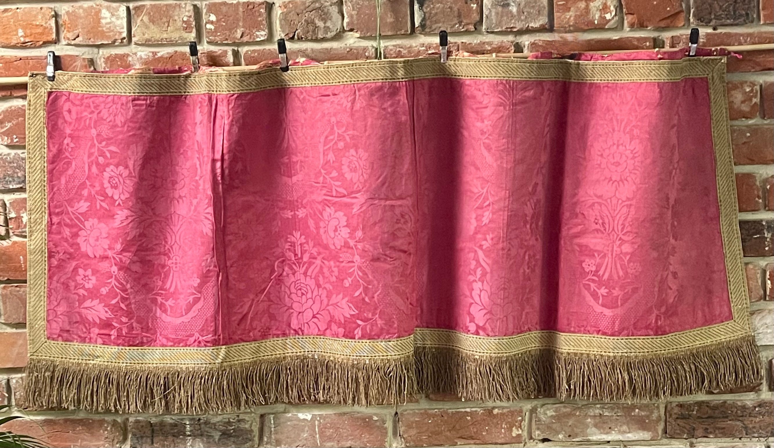 Antique Silk Damask Valance