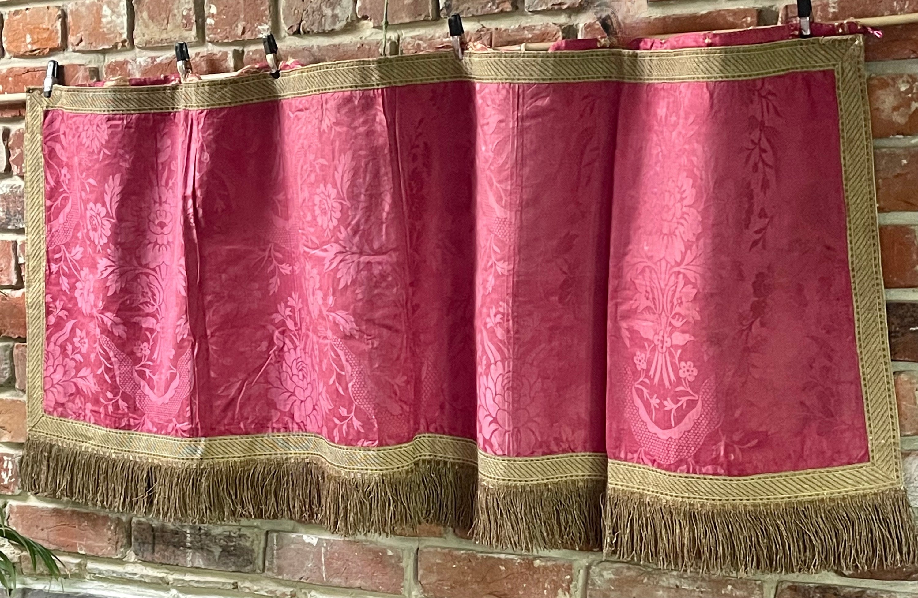 Antique Silk Damask Valance
