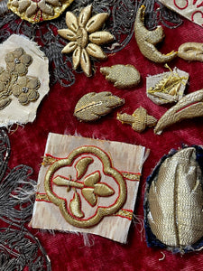 Antique Gold Metallic Applique Project Group