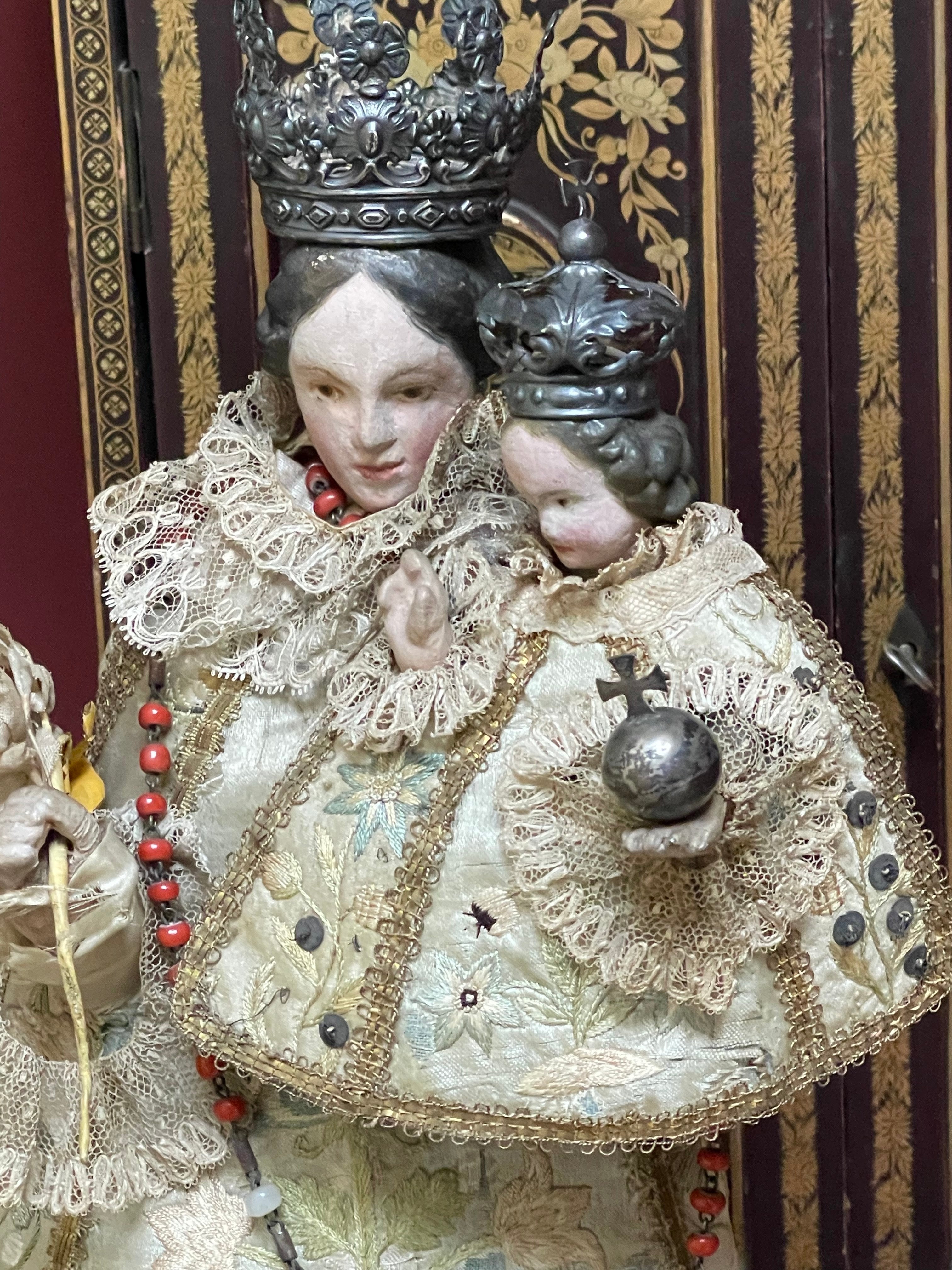 18th Century Virgin Mary Santos Altar Figure