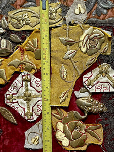 Antique Gold Metallic Applique Project Group