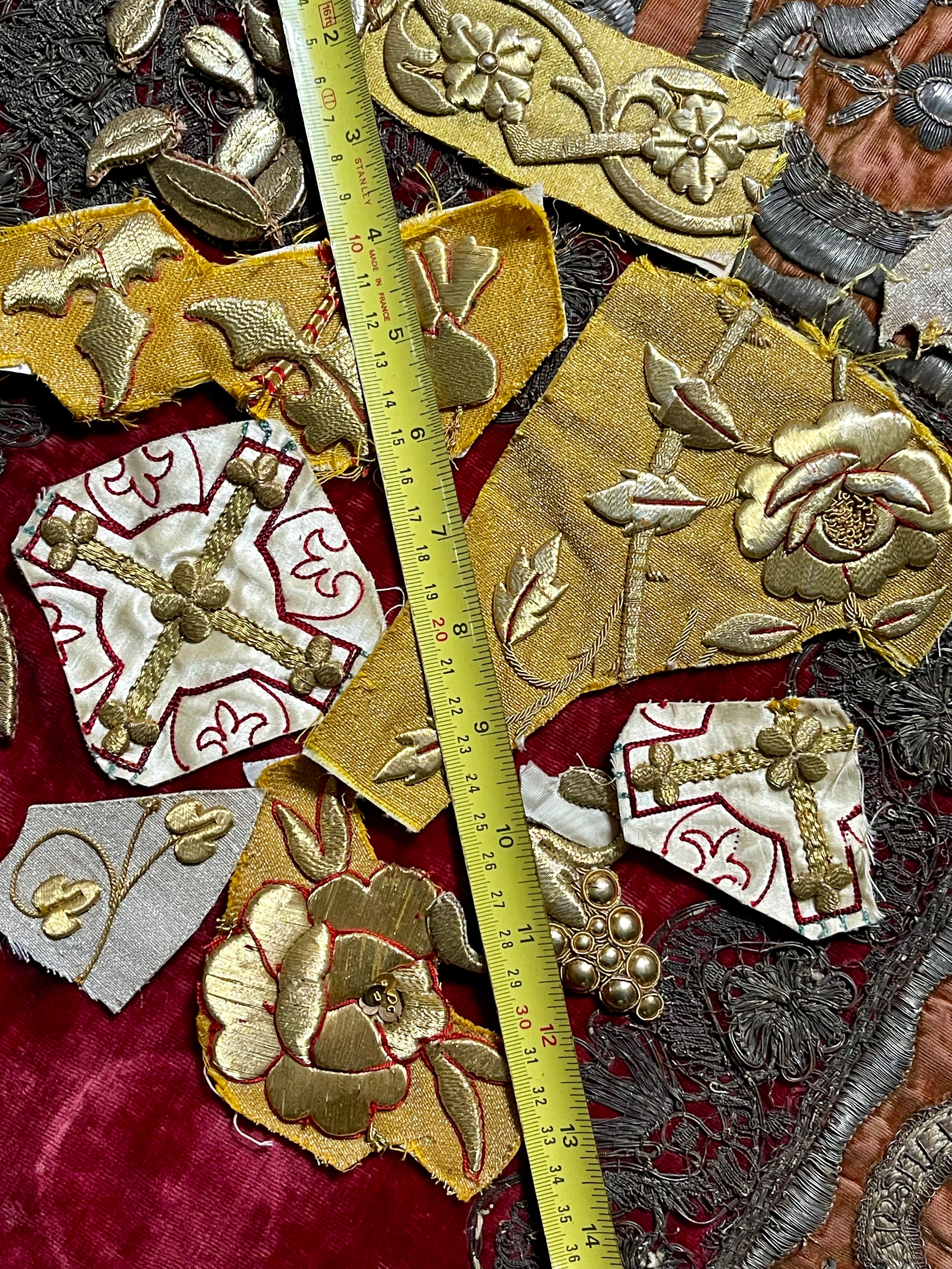 Antique Gold Metallic Applique Project Group