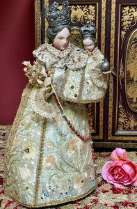 18th Century Virgin Mary Santos Altar Figure