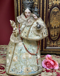 18th Century Virgin Mary Santos Altar Figure