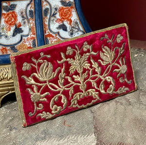 18th Century Metal Embroidered Silk Velvet Purse