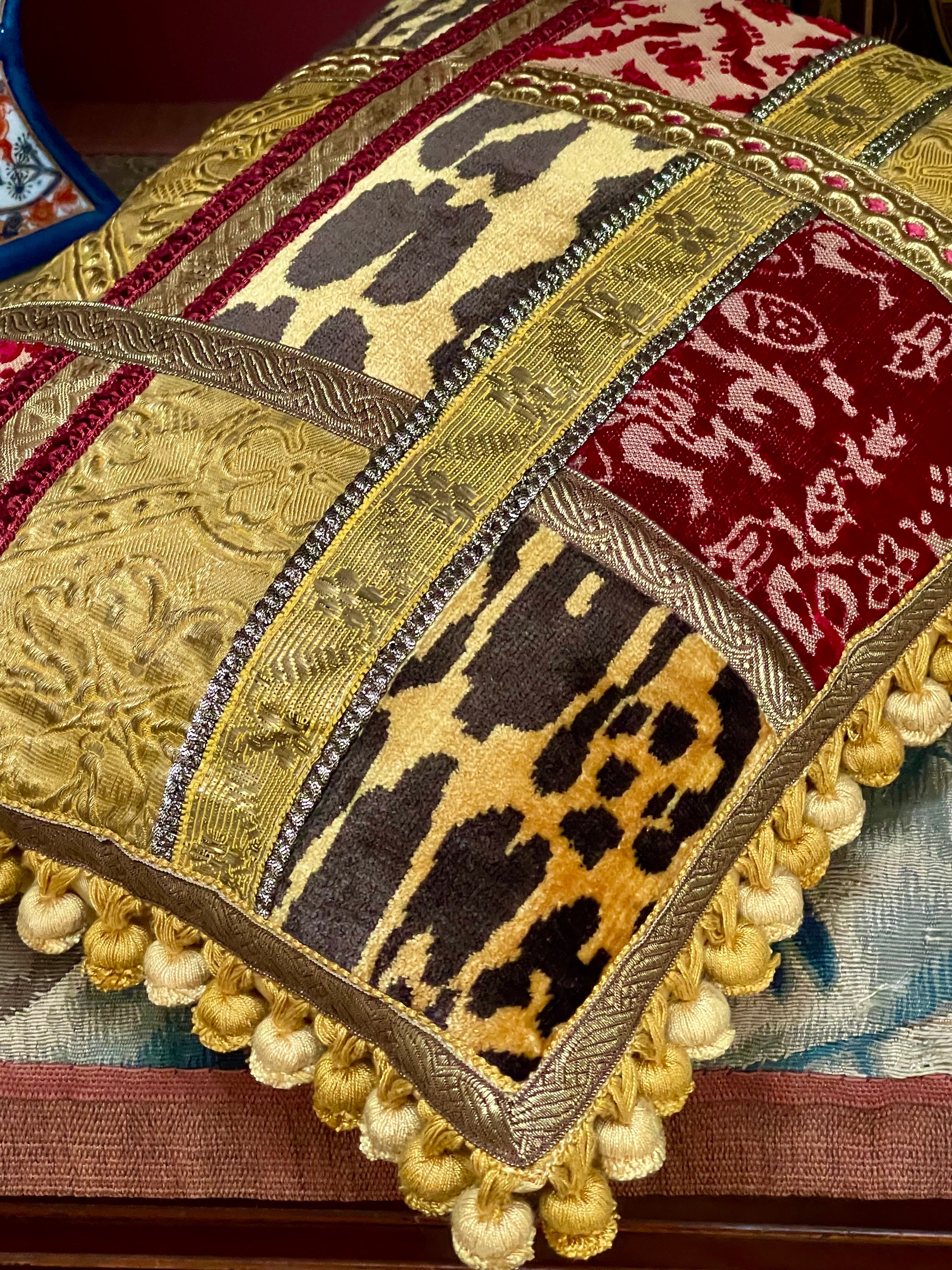 Bespoke Soprarizzo Venetian Silk  Velvet Cushion