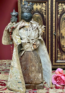 18th Century Virgin Mary Santos Altar Figure