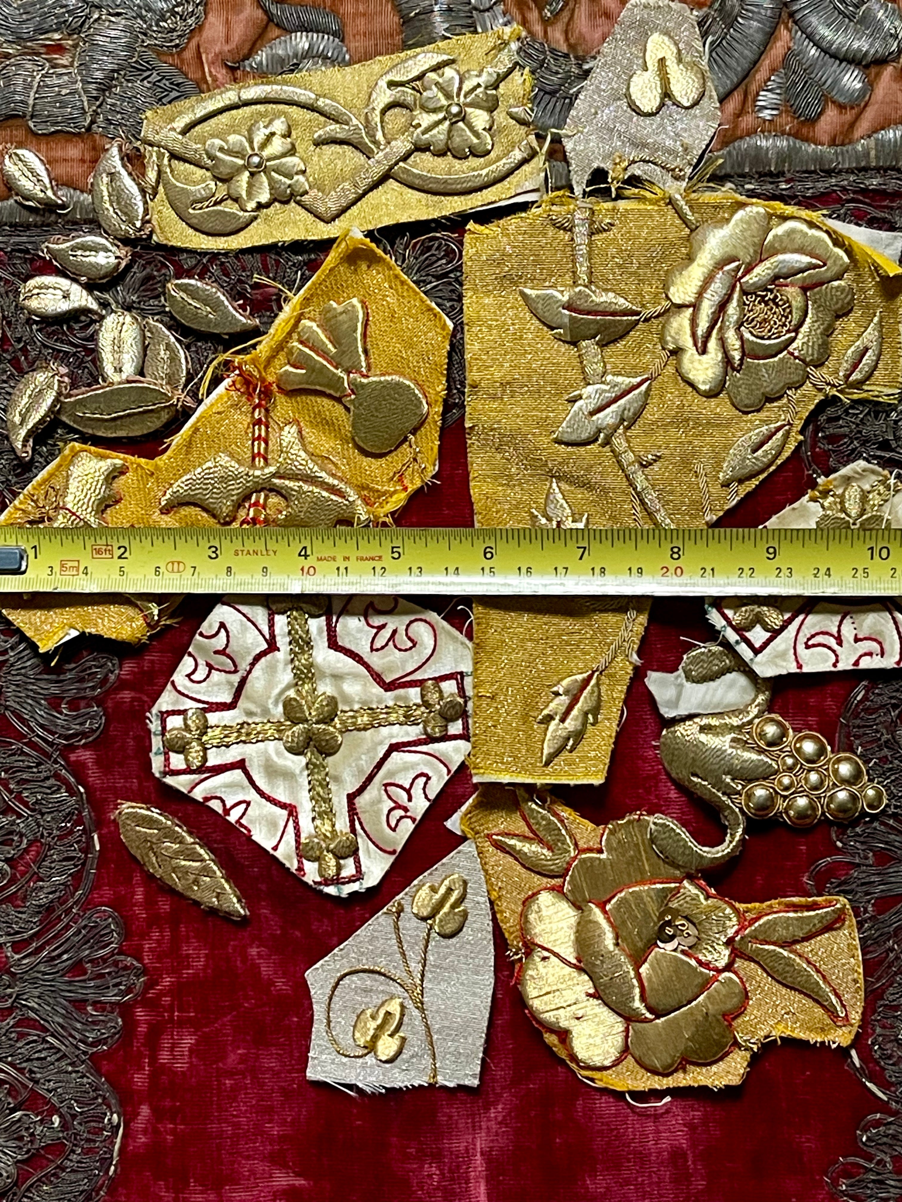 Antique Gold Metallic Applique Project Group
