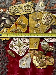 Antique Gold Metallic Applique Project Group