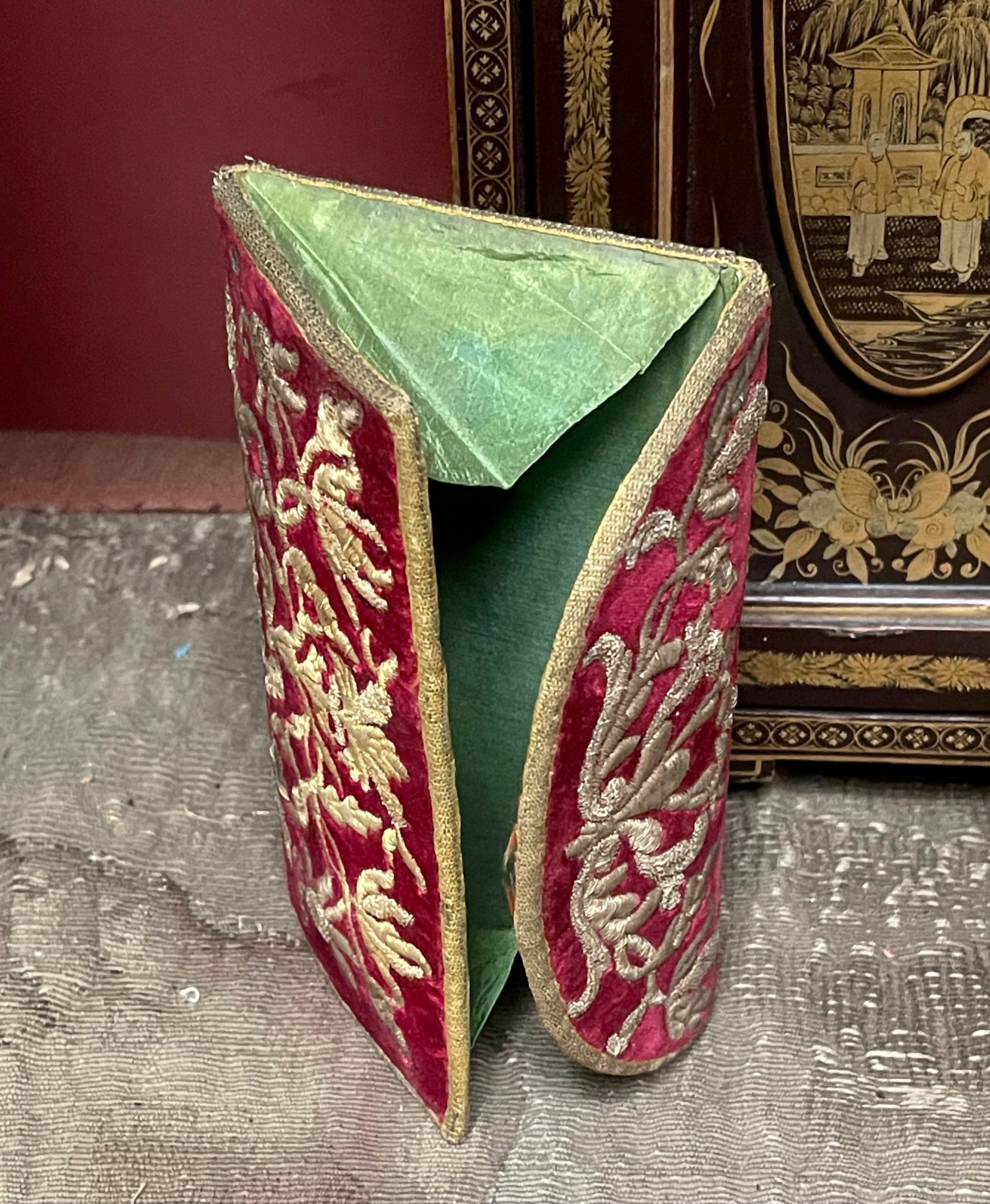 18th Century Metal Embroidered Silk Velvet Purse