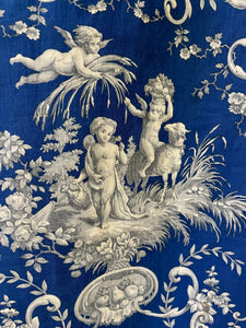 Antique Printed Toile CHERUBS