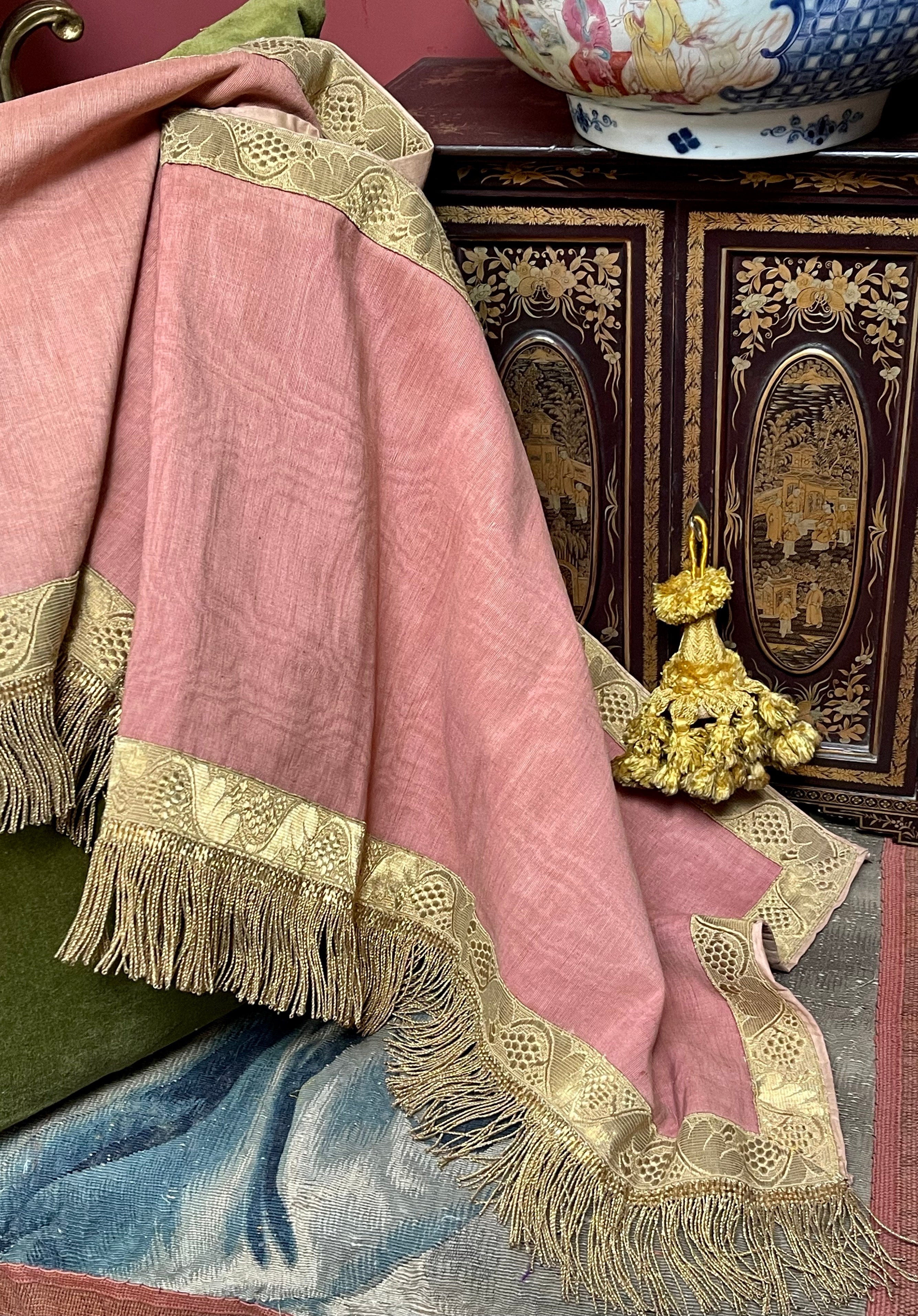 Antique Pink Moire Silk Valance Pelmet