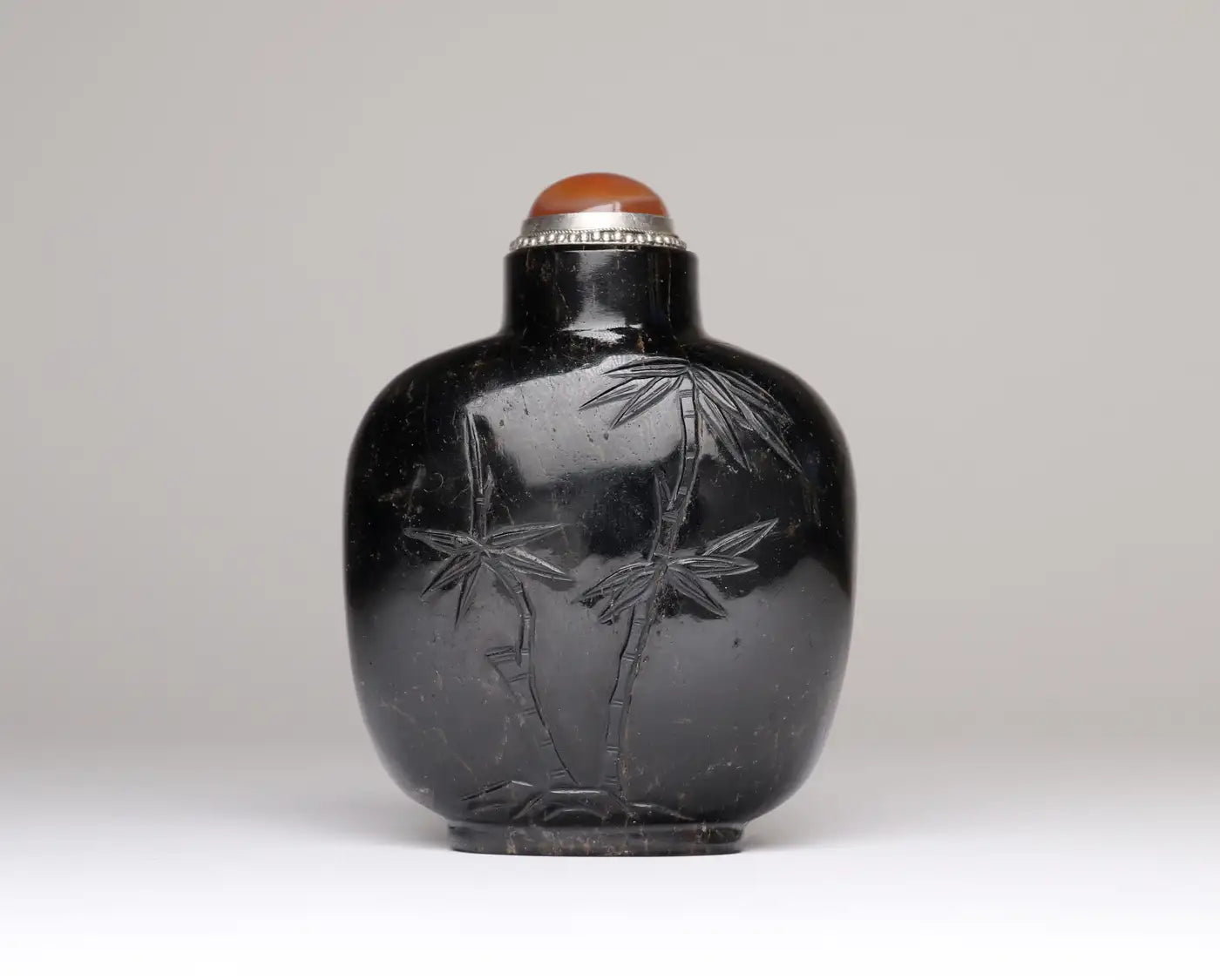 Antique Chinese Snuff Bottle Hardstone Qing Dynasty