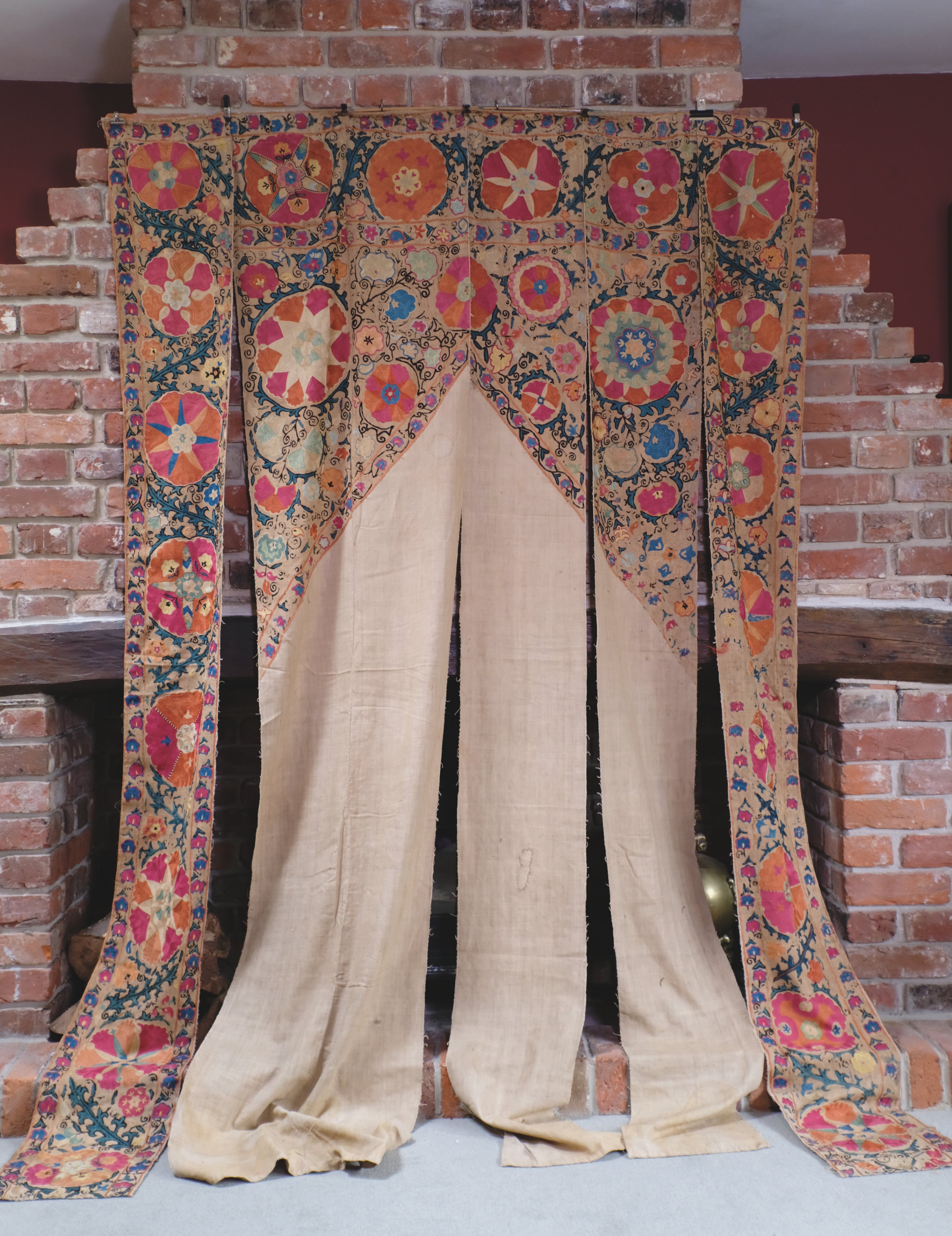 Antique Mihrab Suzani