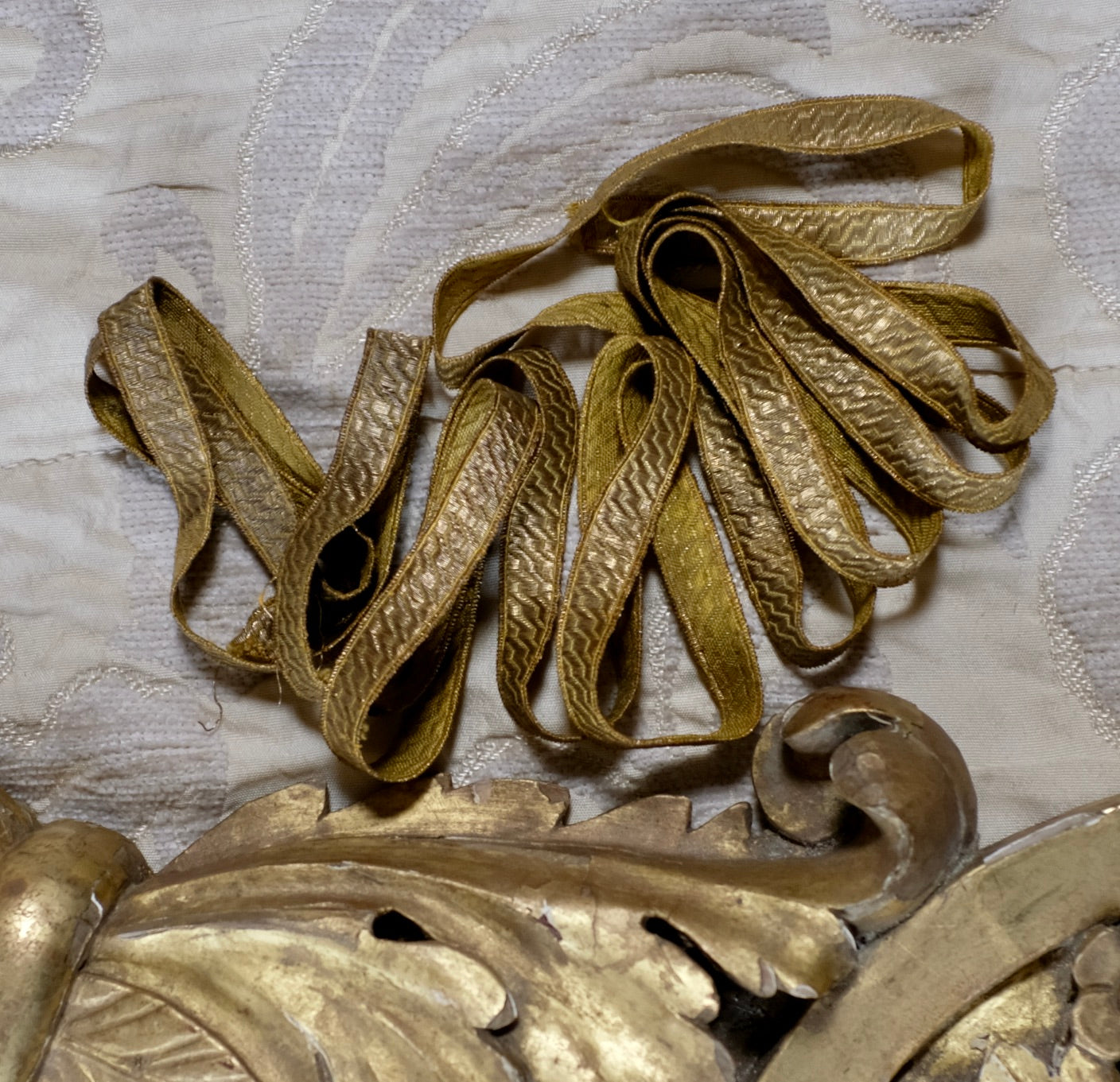 Antique French Gold Metallic Silk Braid      F478